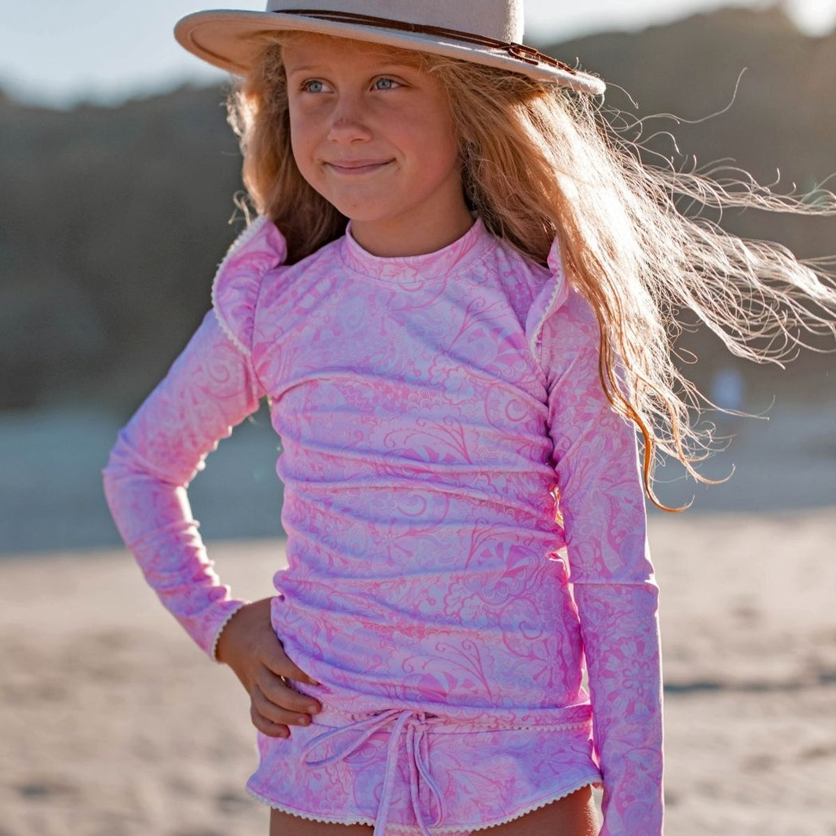 Fernleigh Avenue - Lulu Girls Rash Guard Set | Pink